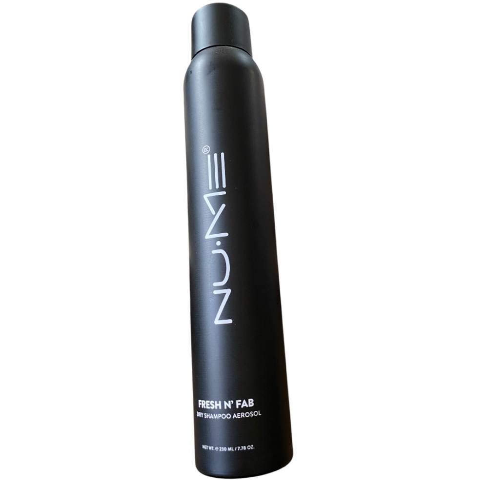 NuMe Fresh N' Fab Dry Shampoo in Black Large Size - Picture 4 of 5